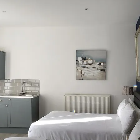 Duporth Guest House-2